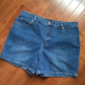 LA Blues jean shorts.
